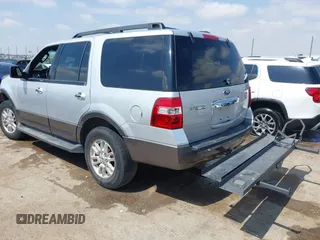 2012 Ford Expedition XLT z VIN 1FMJU1H57CEF66321, wystawiony jako IAAI lot #42311631 z przebiegiem 242 134 mil mil oraz . Historia ofert i sprzedaży dostępna na DreamBid. Obrazek 3.