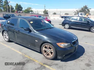 2008 BMW 3 Series 328i с VIN WBAVC53568FZ83130, выставлен на аукционе IAAI как лот 42859337 с пробегом 193 659 миль миль и . История ставок и продаж доступна на DreamBid. Изображение 1.