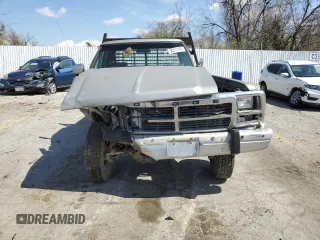 1992 Dodge D/W 250 with VIN 1B7KM26C0NS501198, listed as a Copart auction lot 50317475 with 269,473 mi miles and Salvage Title. Bid and sale history available at carsss.com. Image 5.