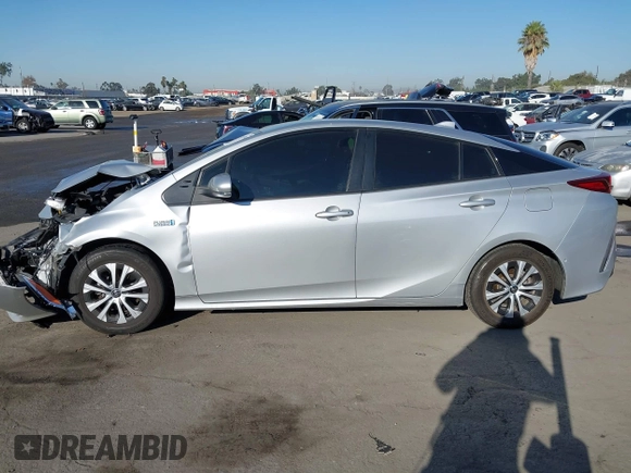 2022 Toyota Prius LE with VIN JTDKAMFP3N3209448, listed as a IAAI auction lot 40533784 with 116,436 mi miles and . Bid and sale history available at DreamBid. Image 14.