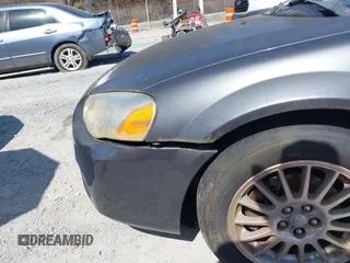 2005 Chrysler Sebring z VIN 1C3EL46X35N658547, wystawiony jako IAAI lot #41747506 z przebiegiem 118 414 mil mil oraz . Historia ofert i sprzedaży dostępna na DreamBid. Obrazek 6.