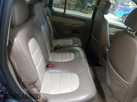 2005 Ford Explorer Eddie Bauer z VIN 1FMDU64K25UB16977, wystawiony jako Copart lot #80927454 z przebiegiem 203 449 mil mil oraz Szkoda całkowita • Salvage title. Historia ofert i sprzedaży dostępna na DreamBid. Obrazek 11.