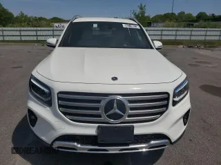 2025 Mercedes-Benz GLB 250 z VIN W1N4M4HB2SW399697, wystawiony jako Copart lot #56718975 z przebiegiem 5884 mil mil oraz Tytuł czysty. Historia ofert i sprzedaży dostępna na DreamBid. Obrazek 5.