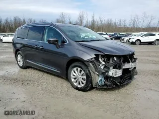 2018 Chrysler Pacifica Touring L with VIN 2C4RC1BG3JR257465, listed as a Copart auction lot 46856245 with 71,120 mi miles and Salvage Title. Bid and sale history available at carsss.com. Image 15.