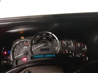 2005 Cadillac Escalade EXT z VIN 3GYEK62N65G222485, wystawiony jako IAAI lot #41409741 z przebiegiem 228 916 mil mil oraz . Historia ofert i sprzedaży dostępna na DreamBid. Obrazek 7.