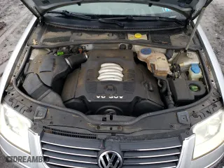 2003 Volkswagen Passat GLX with VIN WVWRH63BX3P342115, listed as a Copart auction lot 73956254 with 0 mi miles and Salvage Title. Bid and sale history available at carsss.com. Image 12.