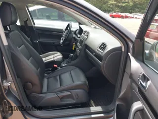2013 Volkswagen Jetta TDI w/Sunroof & Nav with VIN 3VWPL7AJXDM666918, listed as a IAAI auction lot 42440688 with 149,587 mi miles and . Bid and sale history available at DreamBid. Image 5.