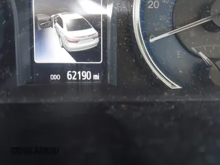 2017 Toyota Camry XLE z VIN 4T1BF1FK3HU290840, wystawiony jako IAAI lot #41470555 z przebiegiem 62 190 mil mil oraz . Historia ofert i sprzedaży dostępna na DreamBid. Obrazek 14.