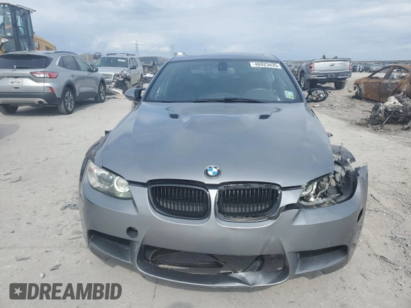 2011 BMW M3 z VIN WBSPM9C55BE202555, wystawiony jako Copart lot #46923435 z przebiegiem 78 949 mil mil oraz Szkody całkowita. Historia ofert i sprzedaży dostępna na DreamBid. Obrazek 5.