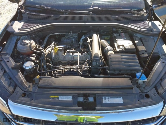 2019 Volkswagen Jetta SEL Premium with VIN 3VWG57BU4KM102200, listed as a IAAI auction lot 41356445 with 85,525 mi miles. Bid and sale history available at carsss.com. Image 10.