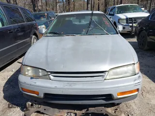 1994 Honda Accord EX w/Leather with VIN 1HGCD5652RA118870, listed as a IAAI auction lot 41606048 with 278,958 mi miles. Bid and sale history available at carsss.com. Image 6.
