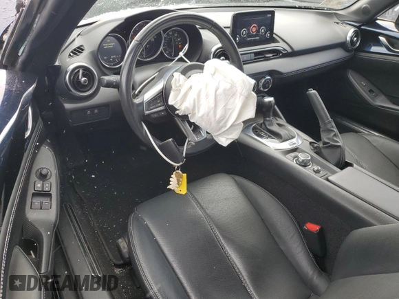 2021 Mazda MX-5 Miata Grand Touring with VIN JM1NDAD73M0451162, listed as a Copart auction lot 42644335 with 20,787 mi miles and Salvage title. Bid and sale history available at DreamBid. Image 8.