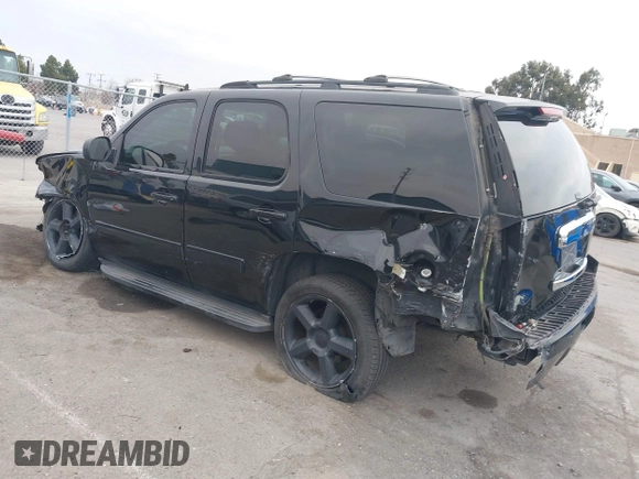 2013 Chevrolet Tahoe LT with VIN 1GNSKBE05DR152825, listed as a IAAI auction lot 41450863 with 157,305 mi miles and . Bid and sale history available at DreamBid. Image 3.