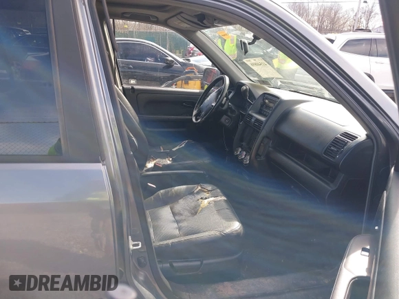 2005 Honda CR-V EX SE with VIN JHLRD78925C004843, listed as a IAAI auction lot 41540898 with 139,317 mi miles. Bid and sale history available at carsss.com. Image 5.