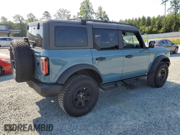 2023 Ford Bronco with VIN 1FMEE5DP7PLB67908, listed as a Copart auction lot 61641545 with 10,256 mi miles and Salvage title. Bid and sale history available at DreamBid. Image 3.