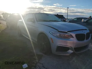 2017 BMW M2 z VIN WBA2L1C30HV666718, wystawiony jako Copart lot #74297334 z przebiegiem Nie podano mil oraz Nie do naprawy • Non repairable. Historia ofert i sprzedaży dostępna na DreamBid. Obrazek 4.