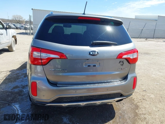 2015 Kia Sorento SX with VIN 5XYKWDA74FG591902, listed as a IAAI auction lot 41856991 with 128,471 mi miles. Bid and sale history available at carsss.com. Image 16.