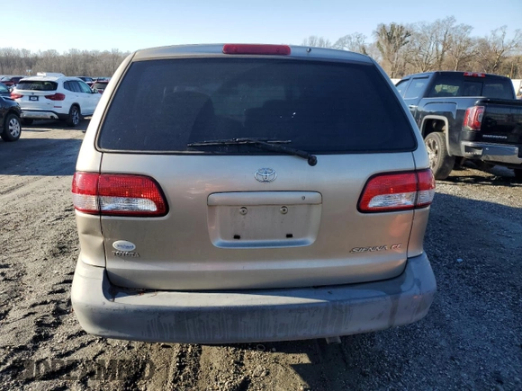 2001 Toyota Sienna CE with VIN 4T3ZF19C41U392115, listed as a Copart auction lot 43378475 with 152,438 mi miles and Salvage Title. Bid and sale history available at carsss.com. Image 6.