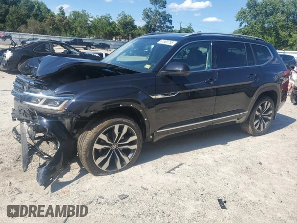 2022 Volkswagen Atlas SEL Premium R-Line with VIN 1V2FR2CA0NC532689, listed as a Copart auction lot 61580755 with 62,614 mi miles and Salvage title. Bid and sale history available at DreamBid. Image 1.