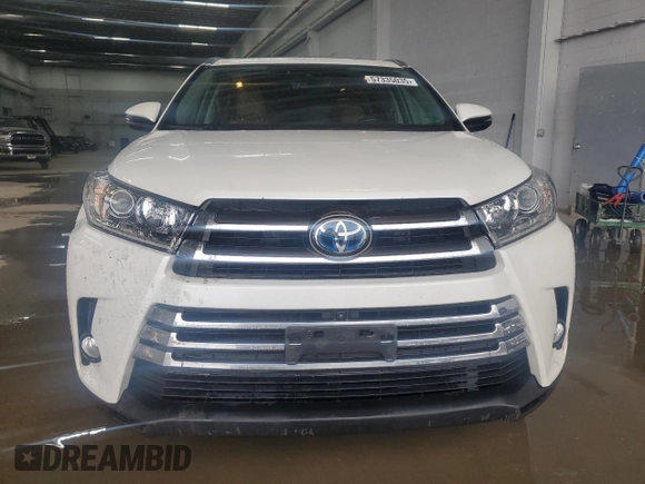 2018 Toyota Highlander Hybrid Limited with VIN 5TDDGRFH8JS038203, listed as a Copart auction lot 57335035 with 66,269 mi miles and Salvage title. Bid and sale history available at DreamBid. Image 5.