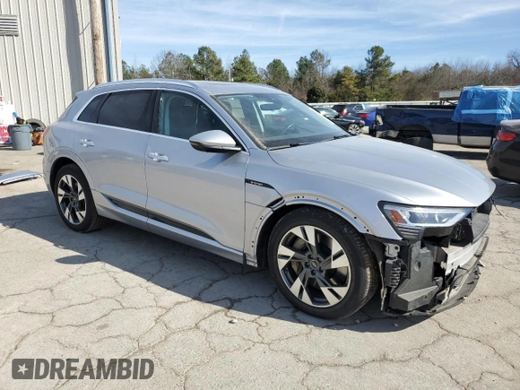 2022 Audi e-tron Premium Plus with VIN WA1LAAGE3NB033307, listed as a Copart auction lot 45680685 with 36,127 mi miles and Salvage Title. Bid and sale history available at DreamBid. Image 4.