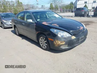 2004 Lexus ES 330 with VIN JTHBA30G745045058, listed as a IAAI auction lot 42098518 with 203,436 mi miles. Bid and sale history available at carsss.com. Image 1.
