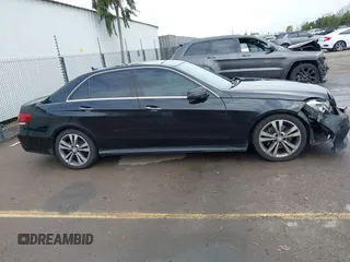 2015 Mercedes-Benz E 350 Sport with VIN WDDHF5KB6FB092327, listed as a IAAI auction lot 41782045 with 162,348 mi miles and . Bid and sale history available at DreamBid. Image 13.