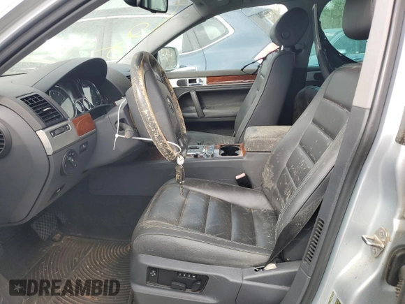 2007 Volkswagen Touareg V6 with VIN WVGZE77L07D056360, listed as a Copart auction lot 50952155 with 178,737 mi miles and Clean Title. Bid and sale history available at DreamBid. Image 7.