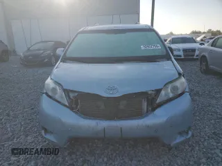 2015 Toyota Sienna LE AAS with VIN 5TDKK3DCXFS618196, listed as a Copart auction lot 52952755 with 157,513 mi miles and Clean Title. Bid and sale history available at carsss.com. Image 5.