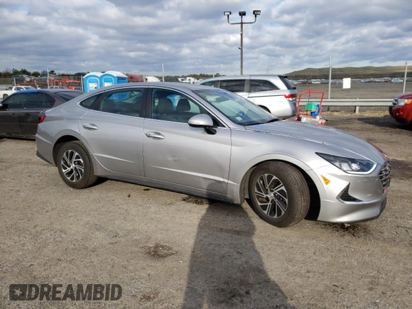 2021 Hyundai Sonata Hybrid Blue with VIN KMHL24JJ4MA018423, listed as a Copart auction lot 68838752 with 15,999 mi miles. Bid and sale history available at carsss.com. Image 4.