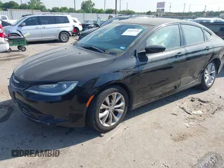2015 Chrysler 200 S with VIN 1C3CCCBB9FN674748, listed as a IAAI auction lot 42042220 with 162,187 mi miles. Bid and sale history available at carsss.com. Image 17.