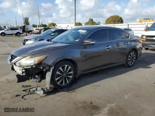 2016 Nissan Altima 3.5 SL with VIN 1N4BL3APXGC176825, listed as a Copart auction lot 51770295 with 142,321 mi miles and Salvage Title. Bid and sale history available at carsss.com. Image 1.