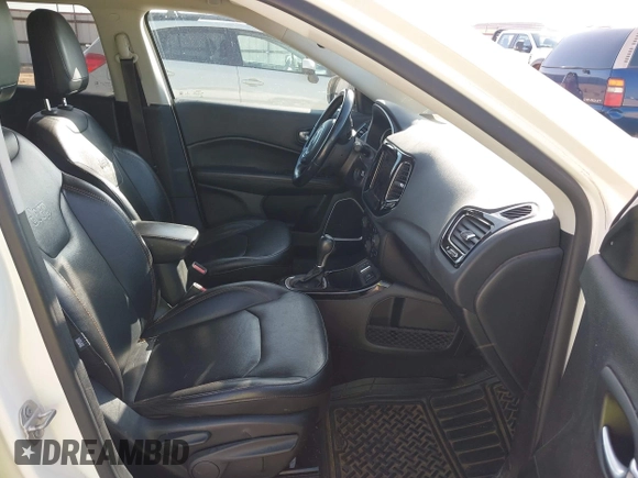 2020 Jeep Compass Limited with VIN 3C4NJCCB1LT123329, listed as a IAAI auction lot 42090488 with 117,187 mi miles and . Bid and sale history available at DreamBid. Image 5.