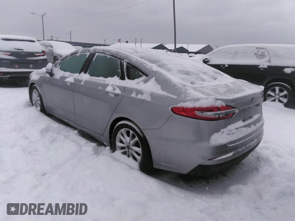 2020 Ford Fusion SE with VIN 3FA6P0HD6LR186599, listed as a IAAI auction lot 41541530 with 0 mi miles. Bid and sale history available at carsss.com. Image 3.