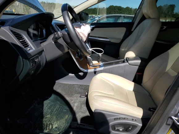 2017 Volvo XC60 Inscription z VIN YV449MRU1H2124487, wystawiony jako Copart lot #47548755 z przebiegiem 79 965 mil mil oraz Szkoda całkowita • Salvage title. Historia ofert i sprzedaży dostępna na DreamBid. Obrazek 7.