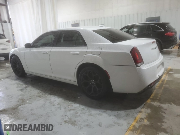 2019 Chrysler 300 with VIN 2C3CCABG7KH697691, listed as a Copart auction lot 50608055 with 141,601 mi miles and Salvage Title. Bid and sale history available at carsss.com. Image 2.