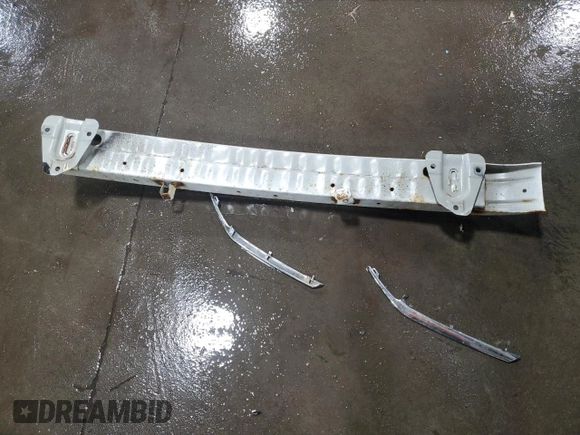 2018 Mitsubishi Outlander ES z VIN JA4AP3AUXJU016309, wystawiony jako Copart lot #58558895 z przebiegiem 68 421 mil mil oraz Szkoda całkowita • Salvage title. Historia ofert i sprzedaży dostępna na DreamBid. Obrazek 13.