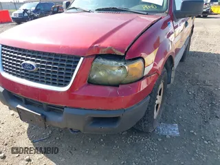 2005 Ford Expedition Special Service с VIN 1FMFU165X5LA19826, выставлен на аукционе IAAI как лот 42616754 с пробегом 90 397 миль миль и . История ставок и продаж доступна на DreamBid. Изображение 6.