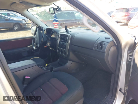 2005 Ford Explorer XLT с VIN 1FMZU63K65UA05372, выставлен на аукционе IAAI как лот 42191399 с пробегом 138 568 миль миль и . История ставок и продаж доступна на DreamBid. Изображение 5.