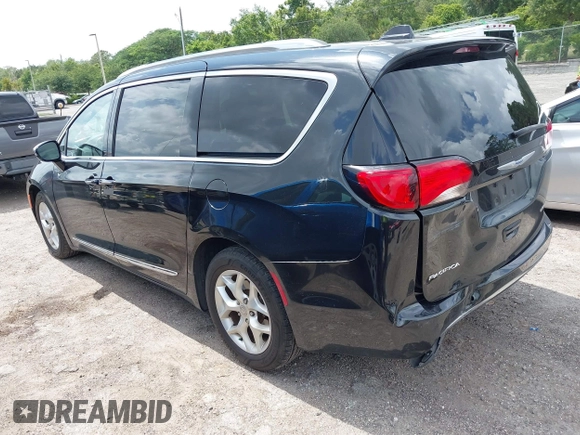 2020 Chrysler Pacifica Limited z VIN 2C4RC1GG5LR272593, wystawiony jako IAAI lot #42398809 z przebiegiem 96 957 mil mil oraz . Historia ofert i sprzedaży dostępna na DreamBid. Obrazek 3.