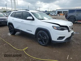 2019 Jeep Cherokee Altitude z VIN 1C4PJLLB7KD286063, wystawiony jako Copart lot #55282685 z przebiegiem 128 660 mil mil oraz Szkoda całkowita • Salvage title. Historia ofert i sprzedaży dostępna na DreamBid. Obrazek 4.