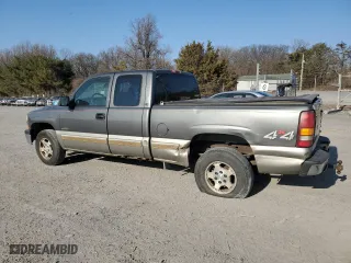 2001 Chevrolet Silverado 1500 LS with VIN 1GCEK19V41E101096, listed as a Copart auction lot 47803415 with 368,606 mi miles and Clean Title. Bid and sale history available at carsss.com. Image 2.