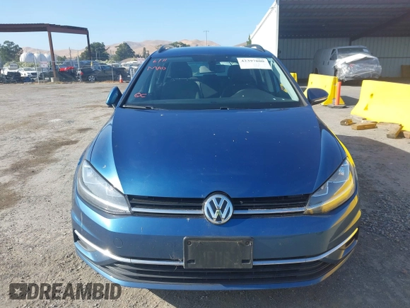 2019 Volkswagen Golf S z VIN 3VWY57AU6KM515323, wystawiony jako IAAI lot #42397800 z przebiegiem 54 612 mil mil oraz . Historia ofert i sprzedaży dostępna na DreamBid. Obrazek 12.