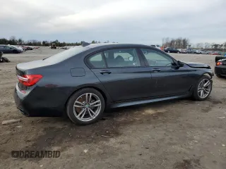 2019 BMW 7 Series 740i xDrive with VIN WBA7E4C51KGV70031, listed as a Copart auction lot 38008974 with 33,555 mi miles and . Bid and sale history available at DreamBid. Image 3.