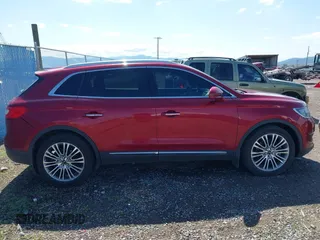 2016 Lincoln MKX Reserve с VIN 2LMPJ8LRXGBL38521, выставлен на аукционе IAAI как лот 42125810 с пробегом 118 325 миль миль и . История ставок и продаж доступна на DreamBid. Изображение 13.