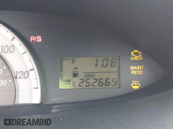 2007 Toyota Yaris with VIN JTDBT923171035002, listed as a IAAI auction lot 41810423 with 252,669 mi miles. Bid and sale history available at carsss.com. Image 7.