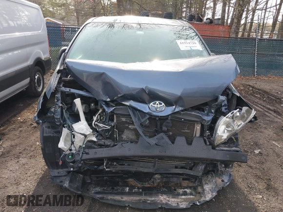 2017 Toyota Sienna L with VIN 5TDZZ3DC3HS837529, listed as a IAAI auction lot 41924710 with 144,675 mi miles and . Bid and sale history available at DreamBid. Image 11.