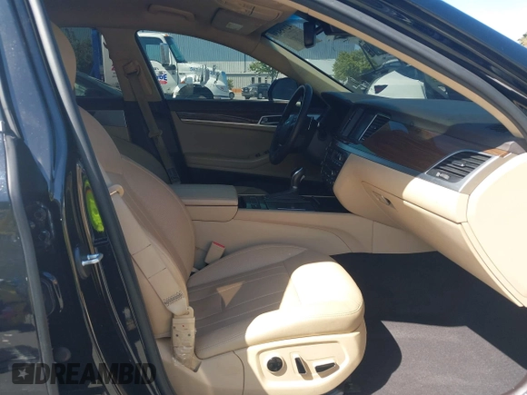2017 Genesis G80 3.8L z VIN KMHGN4JE6HU190971, wystawiony jako IAAI lot #42195436 z przebiegiem 84 598 mil mil oraz . Historia ofert i sprzedaży dostępna na DreamBid. Obrazek 5.