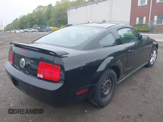 2005 Ford Mustang Deluxe with VIN 1ZVFT80N255229296, listed as a IAAI auction lot 42196582 with 134,374 mi miles and . Bid and sale history available at carsss.com. Image 4.