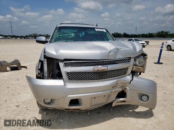 2010 Chevrolet Tahoe LTZ z VIN 1GNUCCE02AR183523, wystawiony jako Copart lot #59524985 z przebiegiem 197 580 mil mil oraz Szkoda całkowita • Salvage title. Historia ofert i sprzedaży dostępna na DreamBid. Obrazek 5.